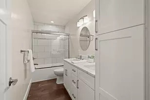 205 N Oregon St, Jacksonville, OR 97530 - Photo 22
