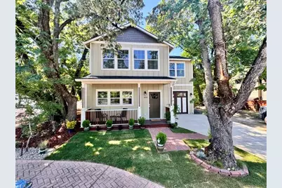 205 N Oregon Street, Jacksonville, OR 97530 - Photo 1