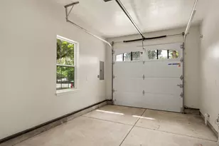205 N Oregon St, Jacksonville, OR 97530 - Photo 32