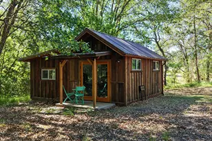 1135 E Fork Rd, Williams, OR 97544 - Photo 4