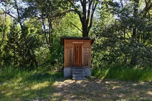 1135 E Fork Rd, Williams, OR 97544 - Photo 22