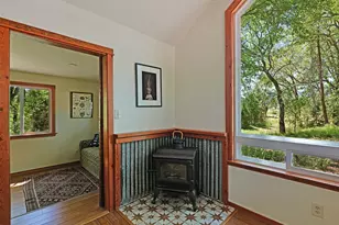 1135 E Fork Rd, Williams, OR 97544 - Photo 8
