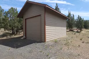 10300 SW Nicole Dr, Powell Butte, OR 97753 - Photo 54