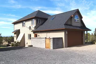 10300 SW Nicole Dr, Powell Butte, OR 97753 - Photo 2