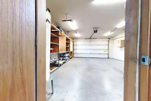 10300 SW Nicole Dr, Powell Butte, OR 97753 - Photo 40