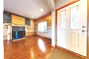10300 SW Nicole Dr, Powell Butte, OR 97753 - Photo 8