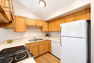 1952 NE Otelah Pl, Bend, OR 97701 - Photo 6