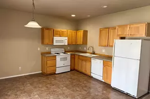 16406 Heath Dr, La Pine, OR 97739 - Photo 10