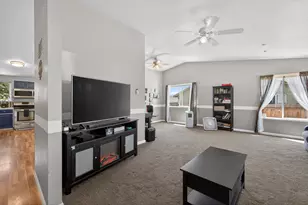 316 Geneva St, Culver, OR 97734 - Photo 6