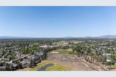 1339 SW Rimrock Way, Redmond, OR 97756 - Photo 24