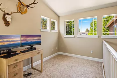 1339 SW Rimrock Way, Redmond, OR 97756 - Photo 12
