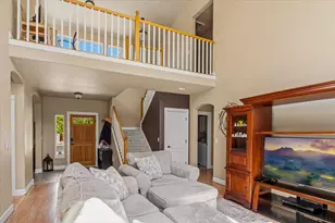 1339 SW Rimrock Way, Redmond, OR 97756 - Photo 8