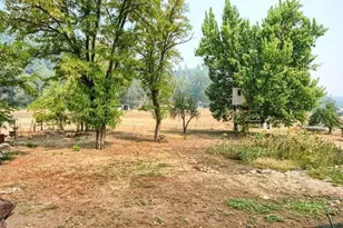 26877 Hwy 62, Trail, OR 97541 - Photo 4