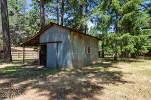 140 Bonanza Dr, Selma, OR 97538 - Photo 42