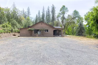 782 Covered Bridge Road, Rogue River, OR 97537 - Photo 10