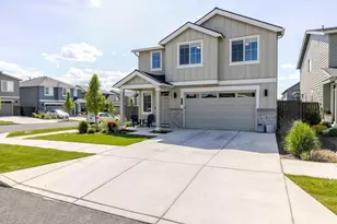 61591 SE Quill Pl, Bend, OR 97702 - Photo 2