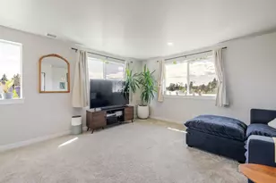 61591 SE Quill Pl, Bend, OR 97702 - Photo 22