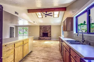 2211 California Ave, Klamath Falls, OR 97601 - Photo 12