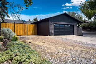 2211 California Ave, Klamath Falls, OR 97601 - Photo 2