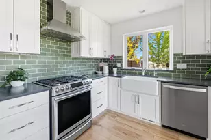 20123 Elder Ln, Bend, OR 97703 - Photo 8