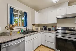 450 Midway Rd, Medford, OR 97501 - Photo 8