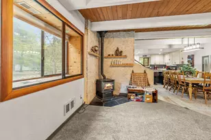 18066 E Butte Ln, Sunriver, OR 97707 - Photo 8