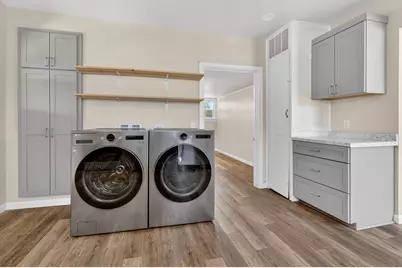 347 N 2nd Street, Central Point, OR 97502 - Photo 14