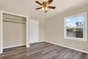 347 N 2nd St, Central Point, OR 97502 - Photo 6