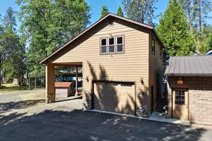 223 Indian Creek Ln, Shady Cove, OR 97539 - Photo 4