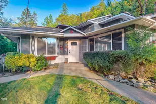 161 Soldier Creek, Grants Pass, OR 97526 - Photo 12