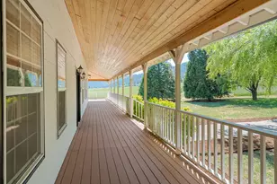 13500 E Evans Creek Rd, Rogue River, OR 97537 - Photo 16