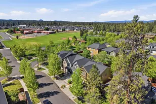 61235 Splendor, Bend, OR 97702 - Photo 48