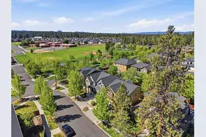 61235 Splendor, Bend, OR 97702 - Photo 52