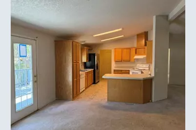 240 Mobile Drive, Ashland, OR 97520 - Photo 18