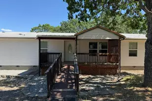 240 Mobile Dr, Ashland, OR 97520 - Photo 2