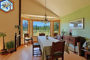 335 Sheraton Dr, Williams, OR 97544 - Photo 28