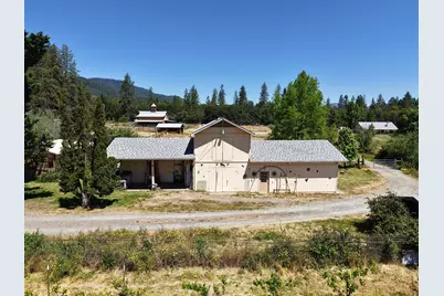 335 Sheraton Drive, Williams, OR 97544 - Photo 12