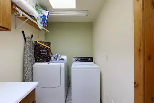 335 Sheraton Dr, Williams, OR 97544 - Photo 32