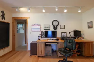 335 Sheraton Dr, Williams, OR 97544 - Photo 30