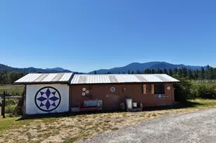 335 Sheraton Dr, Williams, OR 97544 - Photo 8