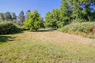 2087 Upper River, Grants Pass, OR 97526 - Photo 40