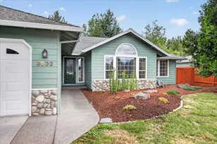 3533 Alderwood Dr, Medford, OR 97504 - Photo 2