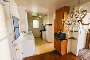 1434 NW Hawthorne Ave, Grants Pass, OR 97526 - Photo 10