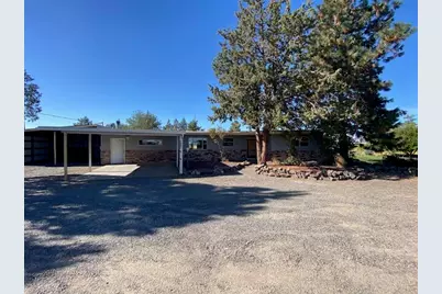 720 NW Glass, Madras, OR 97741 - Photo 2