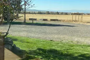 720 NW Glass, Madras, OR 97741 - Photo 12