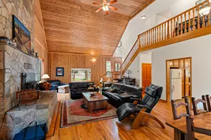 4046 Little Applegate Rd, Jacksonville, OR 97530 - Photo 12
