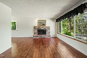 7355 Wagner Creek Rd, Talent, OR 97540 - Photo 8
