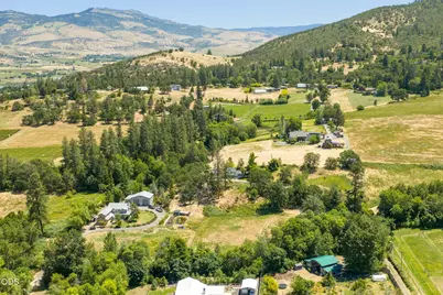 7355 Wagner Creek Road, Talent, OR 97540 - Photo 44