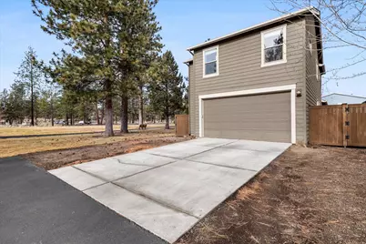 20909 Sotra Loop, Bend, OR 97702 - Photo 24