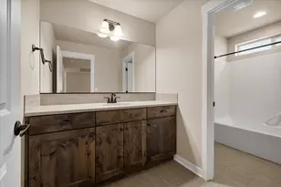 20909 Sotra Loop, Bend, OR 97702 - Photo 22